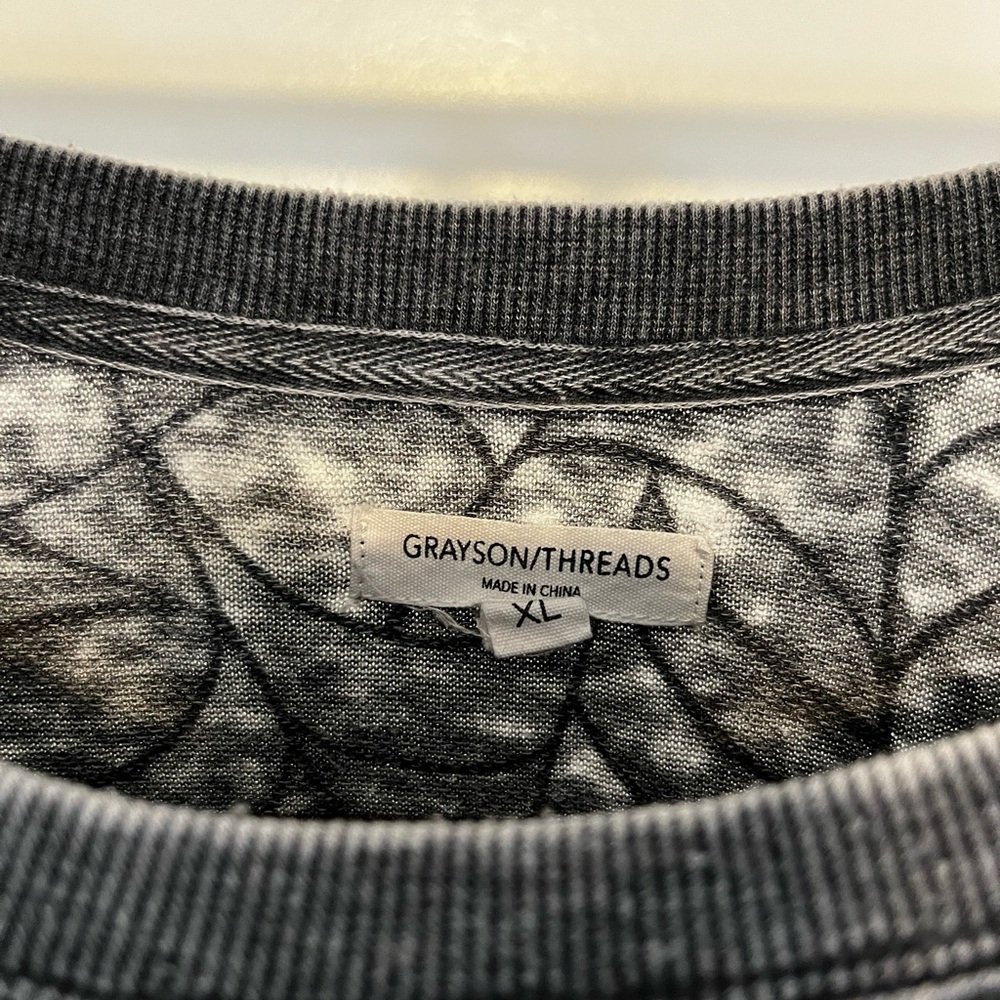 Grayson/Threads Spiderweb Graphic Sweatshirt Size… - image 2